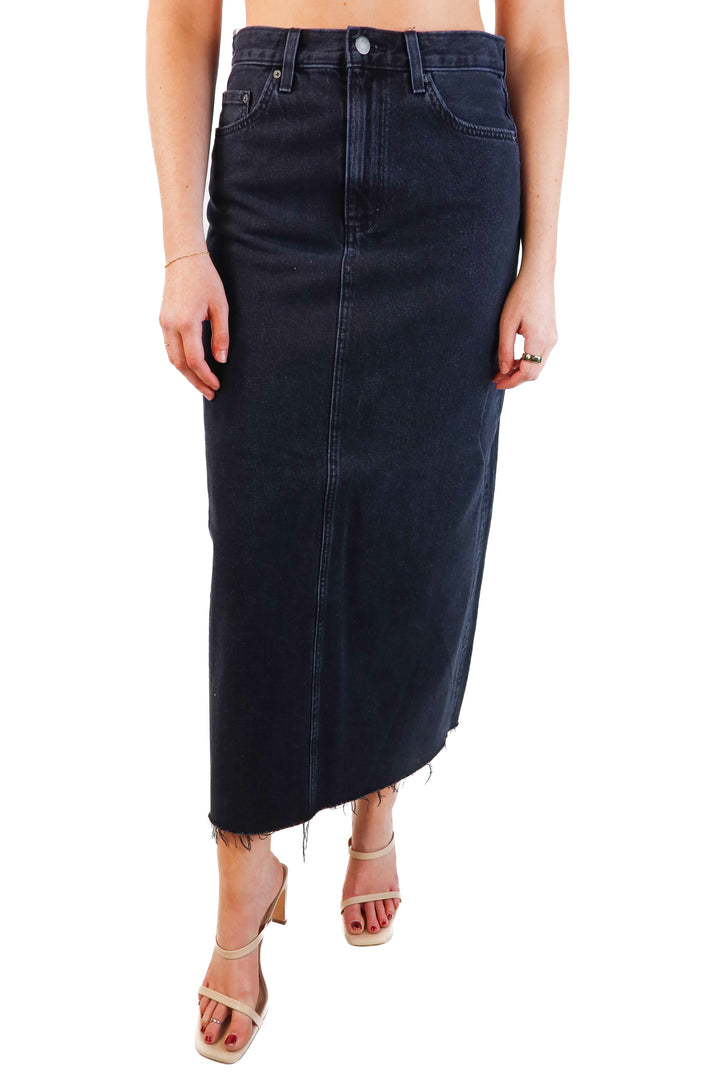 Denim forum back hi-rise skirt NWT (28; retails for $128)