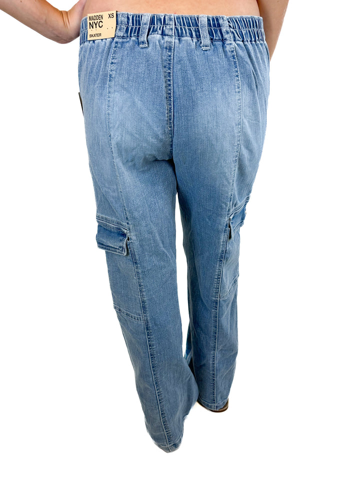 Madden NYC Skater Jeans NWT (XS)*