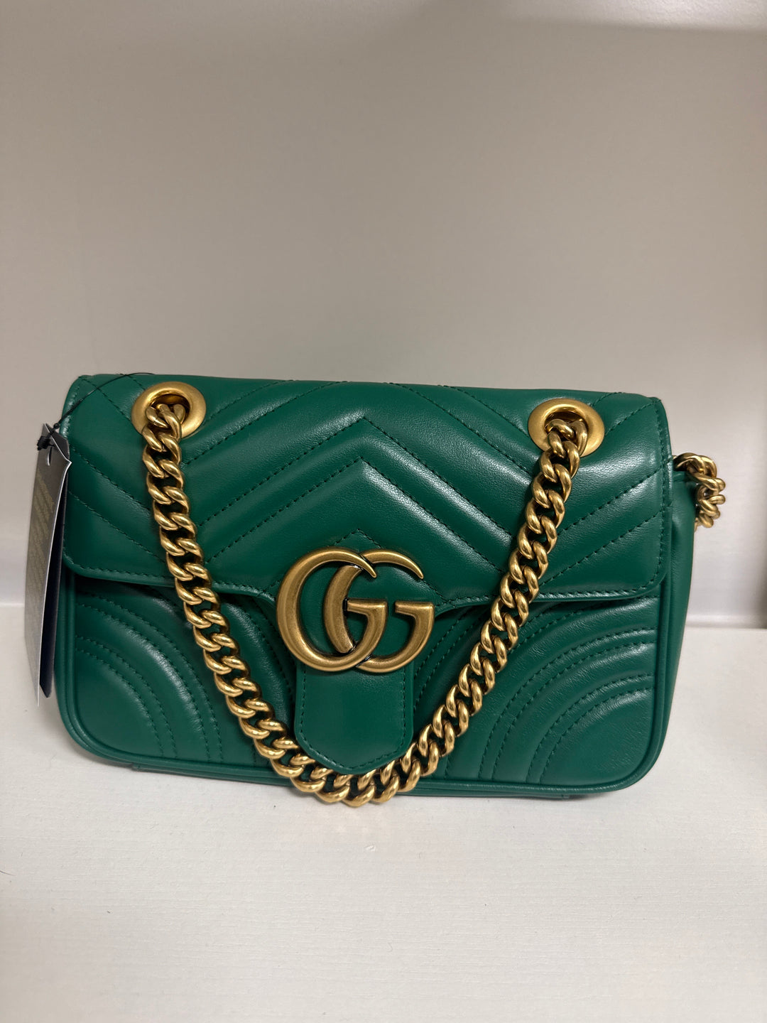 Gucci gg Marmont flap small in green (retail $2,650)