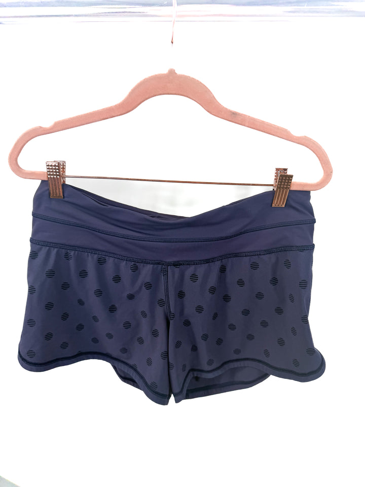 lululemon navy polka dot shorts (6)