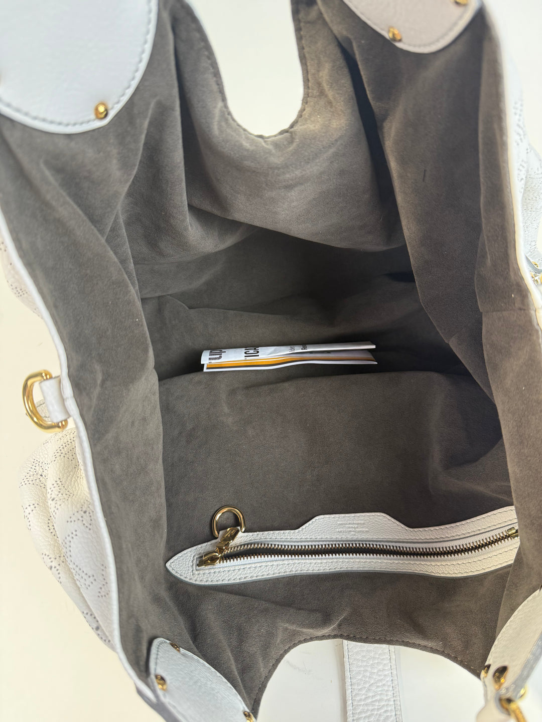 Louis Vuitton XL Hobo Mahina White Leather Bag NWOT (retail $4,350)