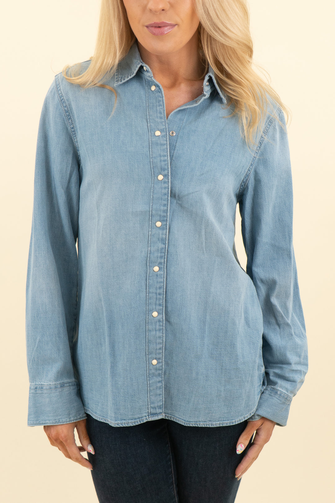 banana republic denim medium wash jacket (s; retail $98)