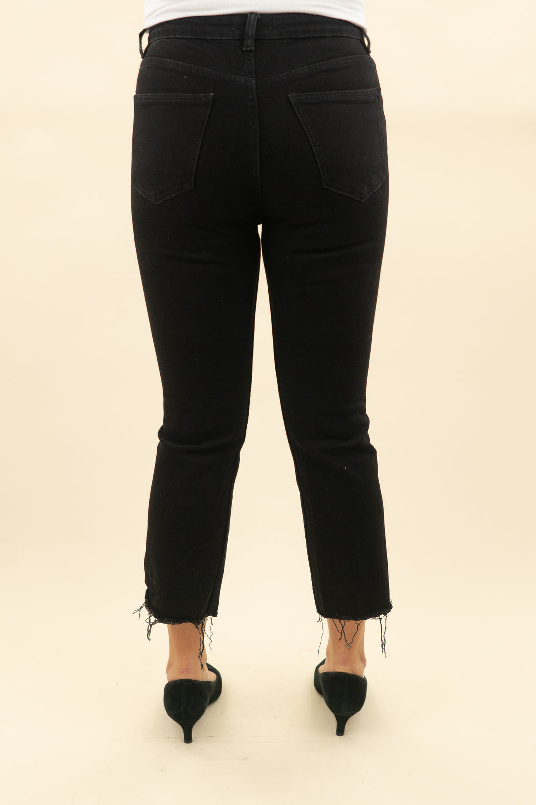 zara black denim jeans (6; retail $69)