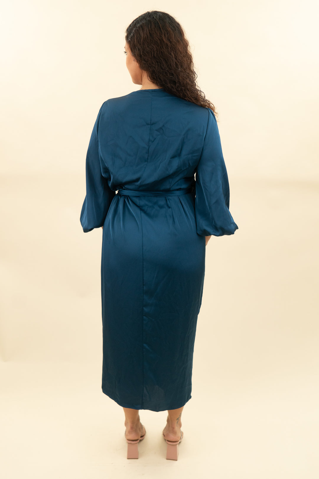 ocean blue satin wrap tie long sleeve midi dress (1x; retail $50)
