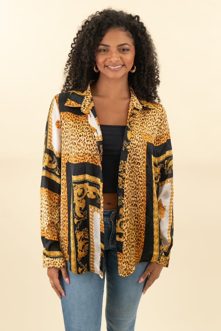 boohoo oversized chain print button down shirt nwt (8; retail $65)