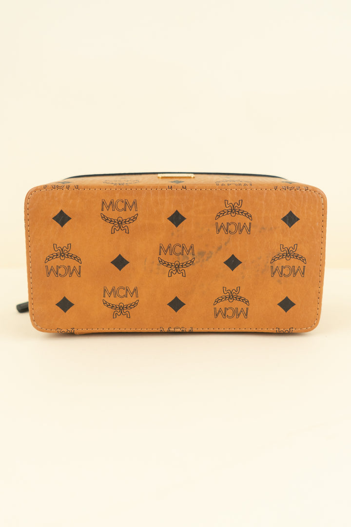 MCM mini aren vanity case (os; retail $680)