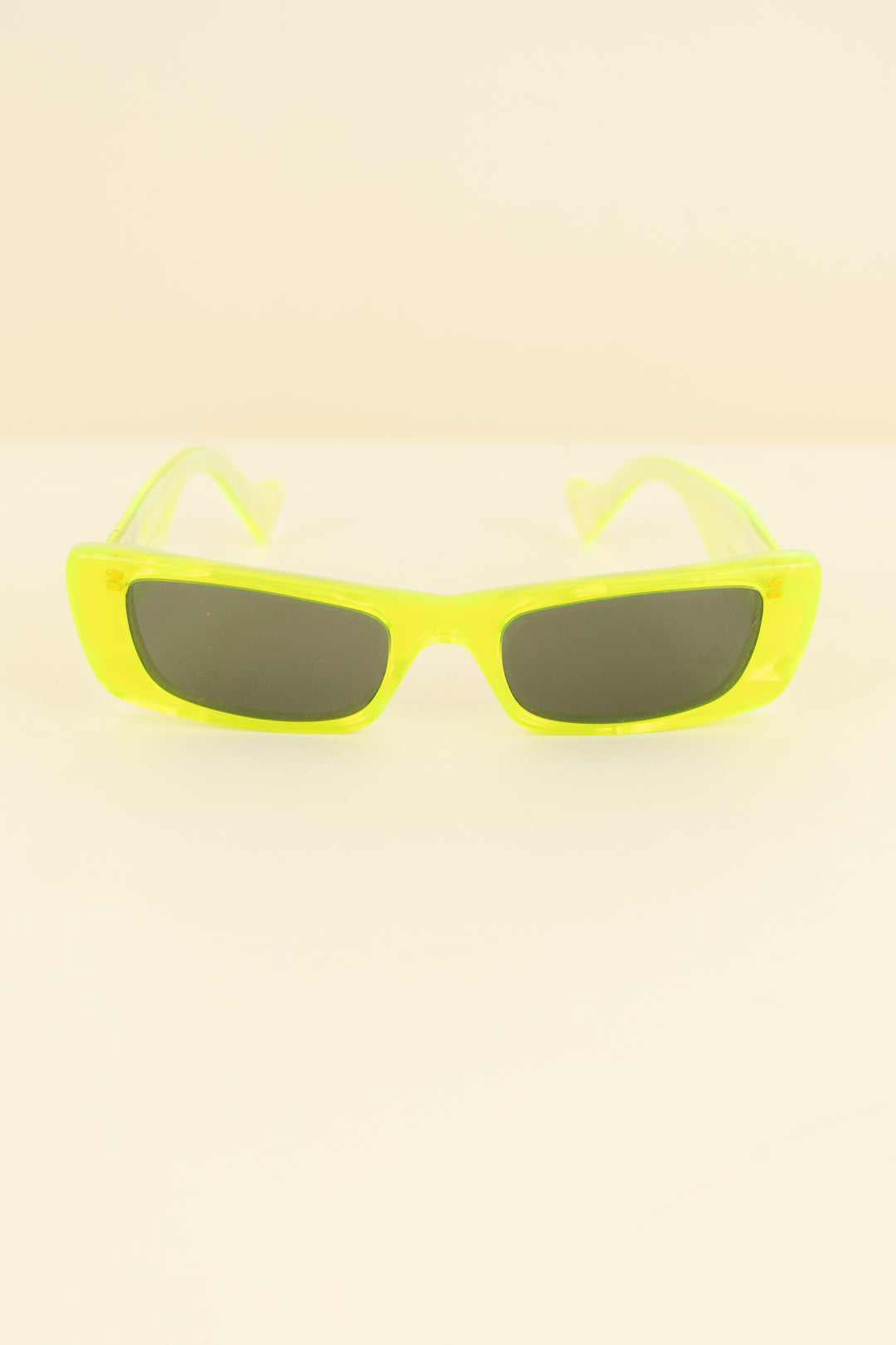 gucci highlighter green sunglasses (os; retail $429)
