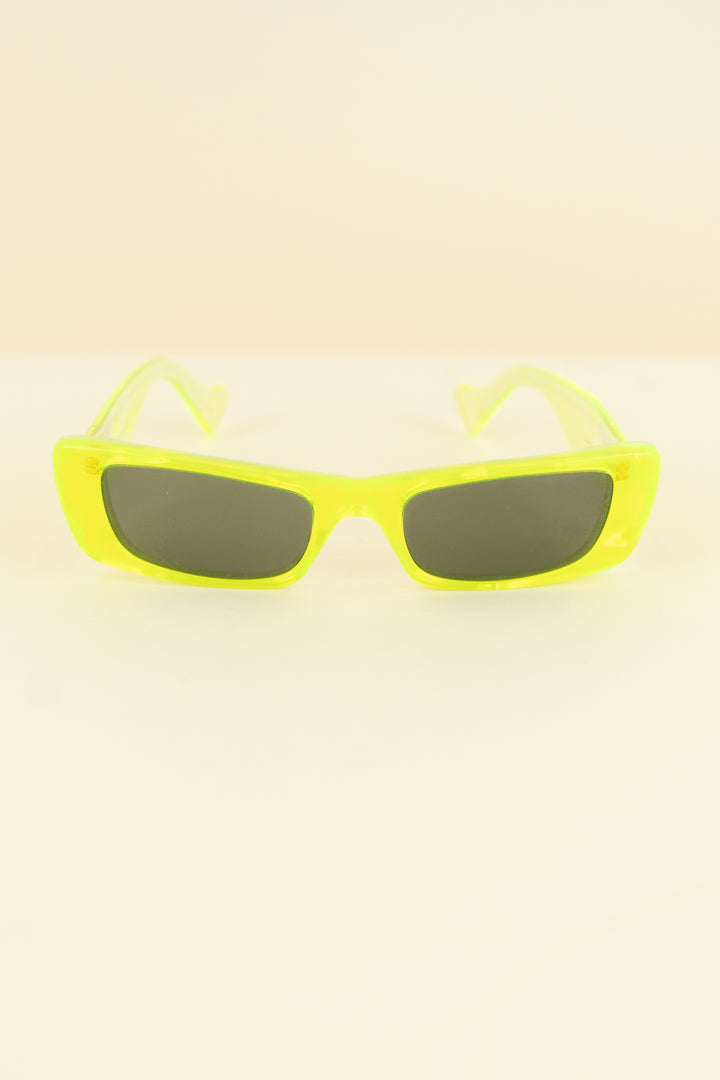 gucci highlighter green sunglasses (os; retail $429)