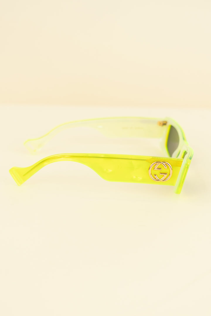 gucci highlighter green sunglasses (os; retail $429)