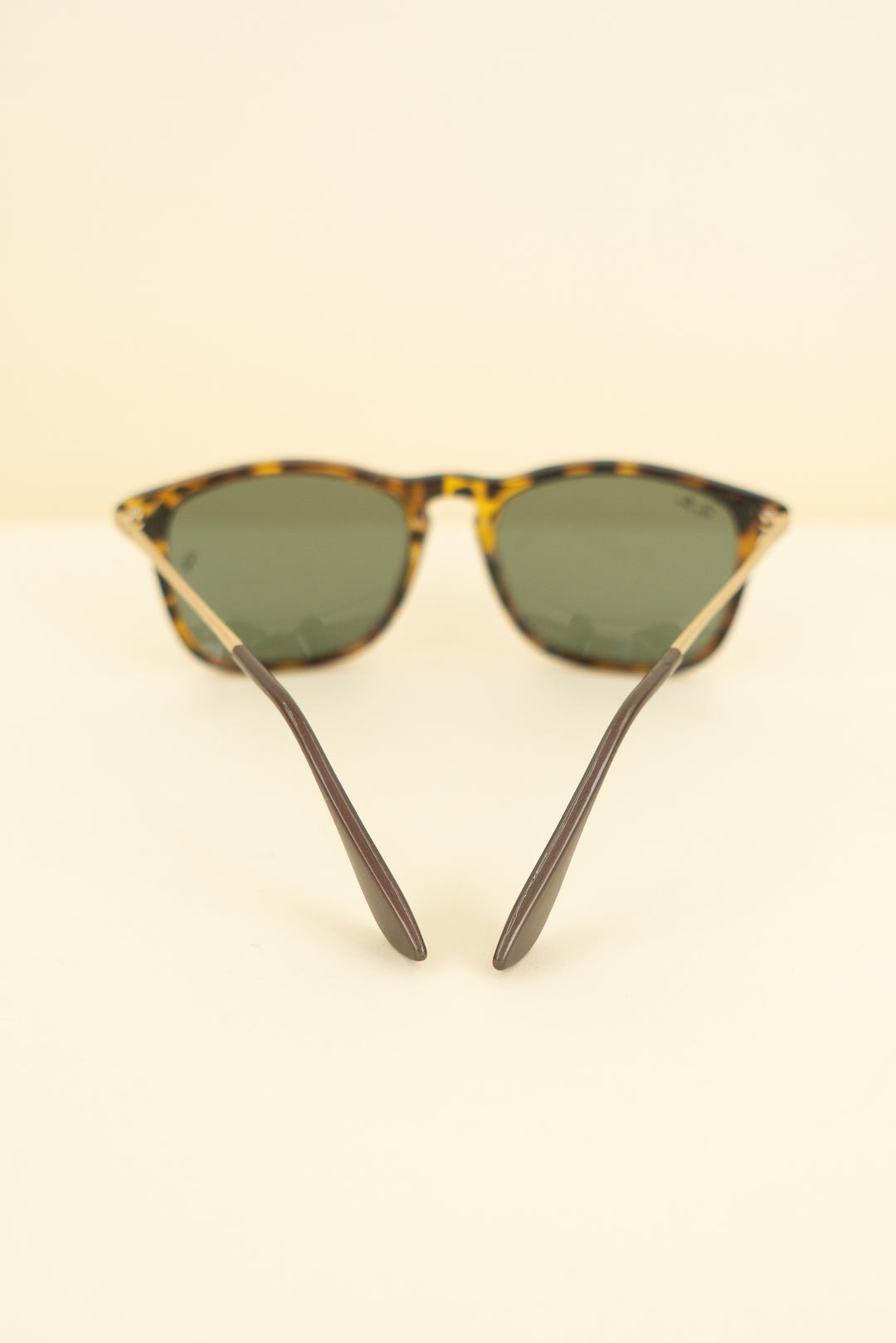 ray ban brown tortoise shell chris sunglasses (os; retail $176)