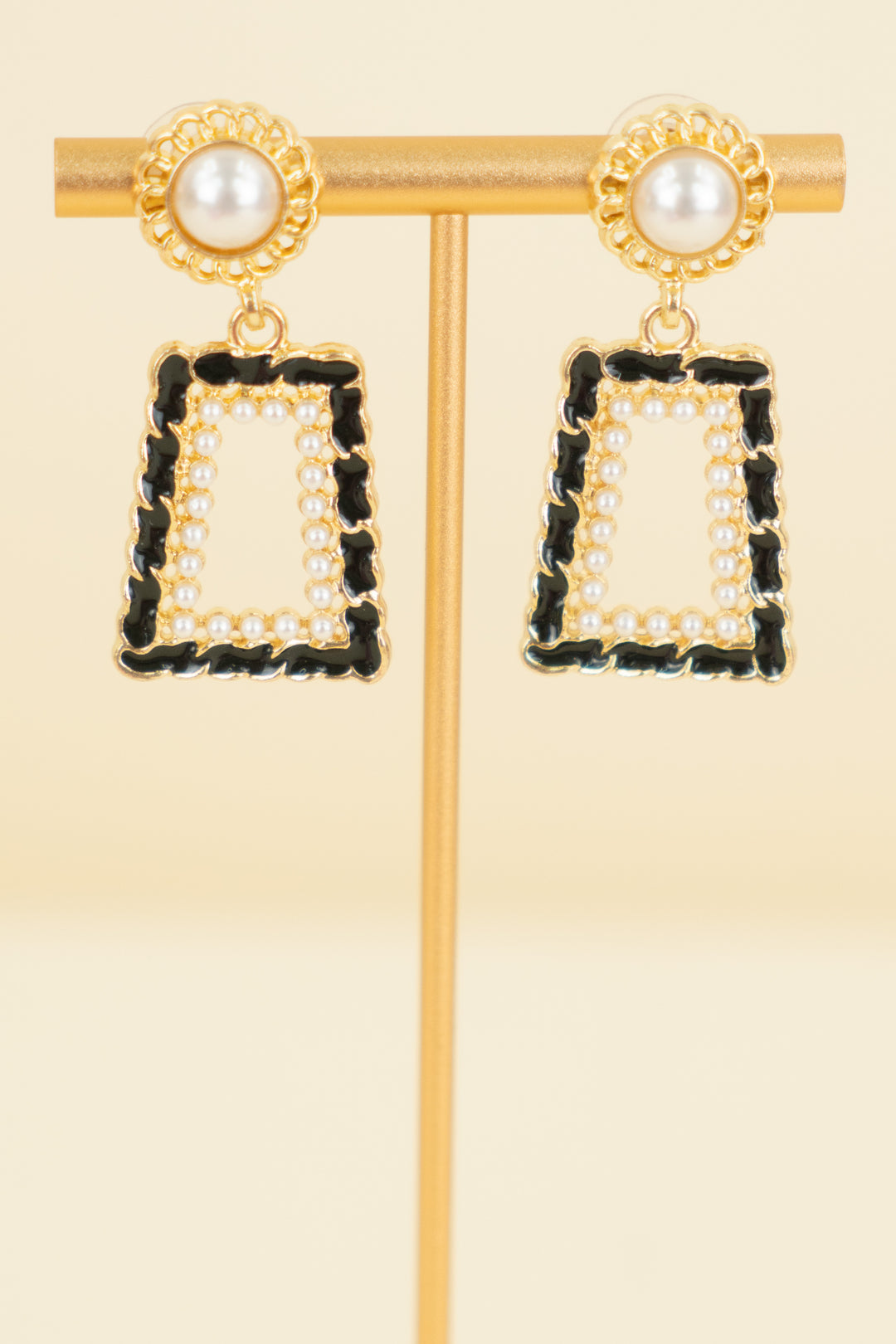 gold pearl and black drop earrings (os; retail $35)