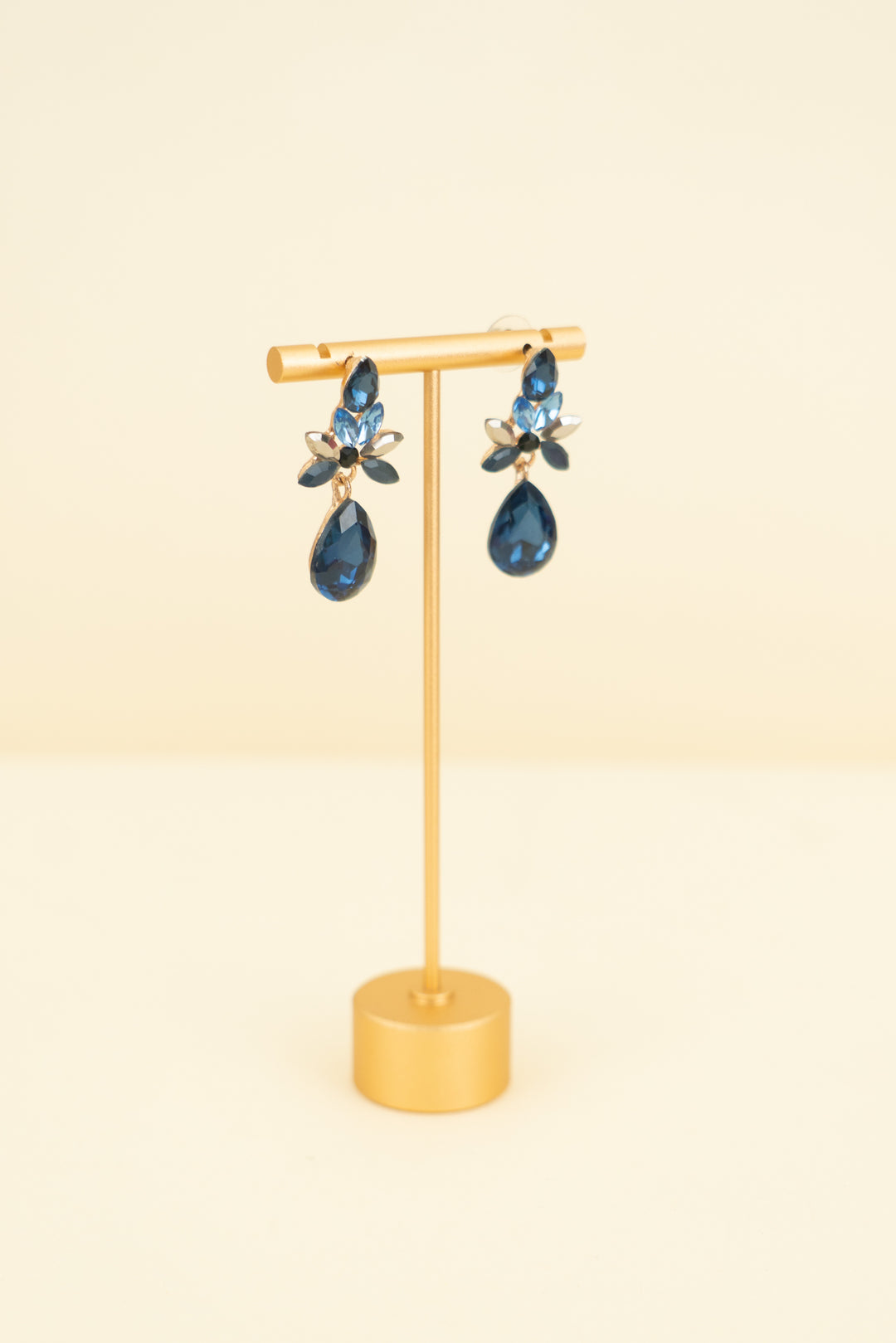 dark blue rhinestone teardrop earrings (os; retail $35)