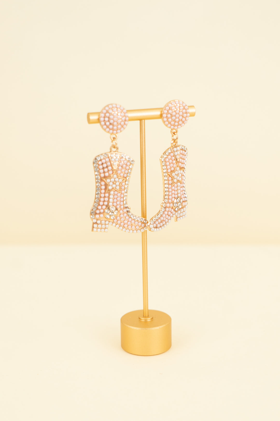 pink and white bead cowgirl boot shaped earrings (os; retail $45)