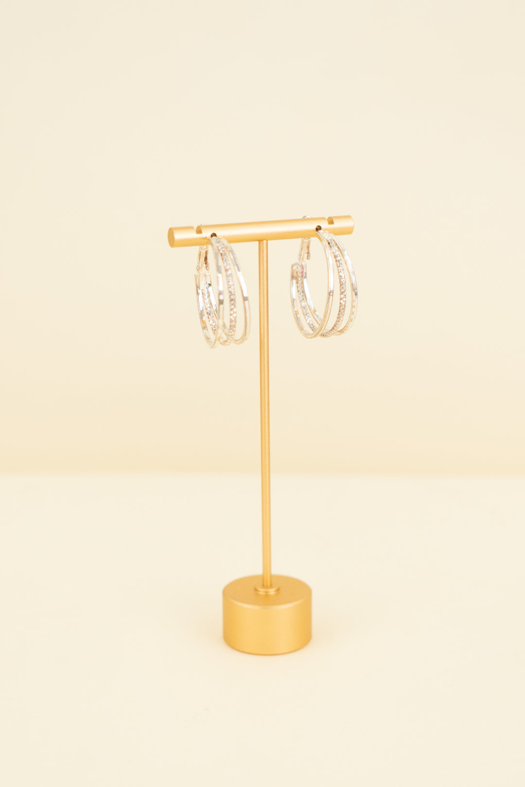 silver multi strand medium size hoop with hammered metal (os; retail $35)