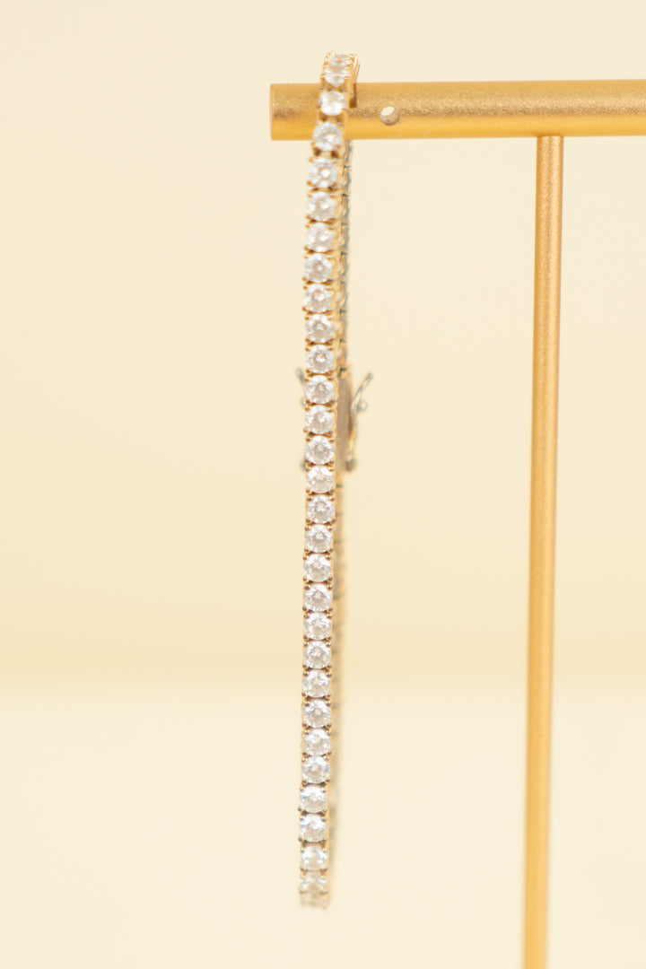gold cubic zirconia tennis bracelet with box clasp (os; retail $60)