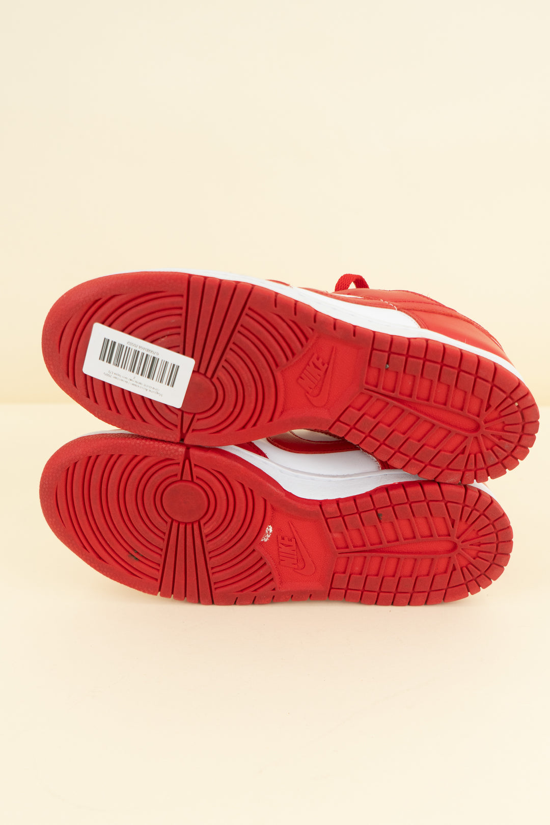 nike dunk retro red low tops (7; retail $120)