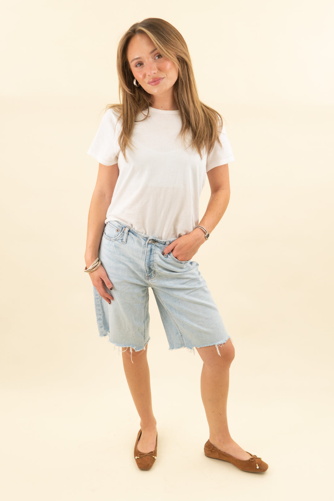 american eagle light wash jorts (4; retail $59.95)