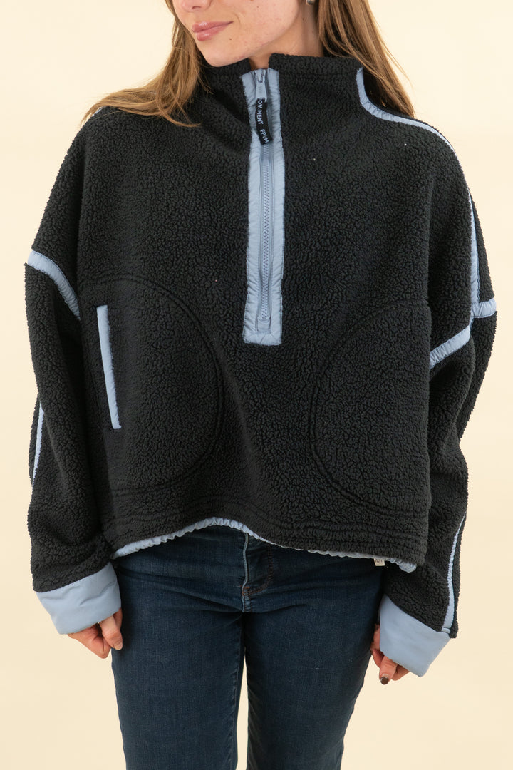 fp movement navy/ baby blue fleece pullover (s; retail $148)