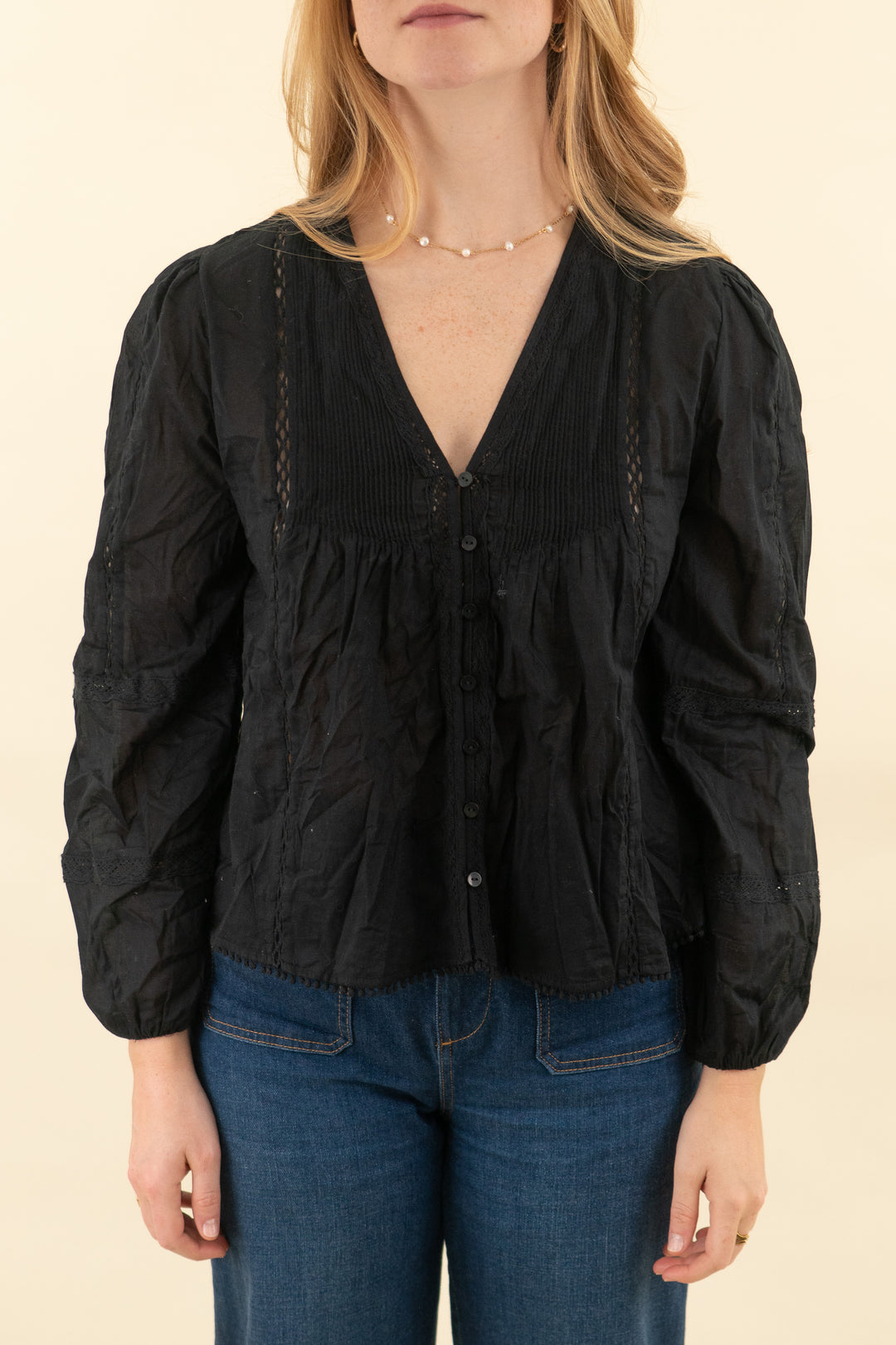 abercrombie & fitch black button lace trim blouse (s; retail $70)