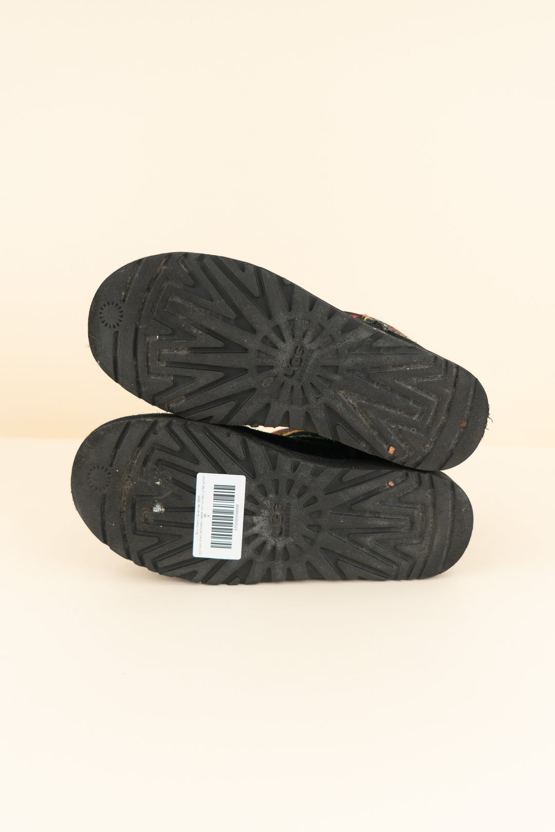 ugg black short pendleton boots with rainbow aztec pattern (8; retail $150)