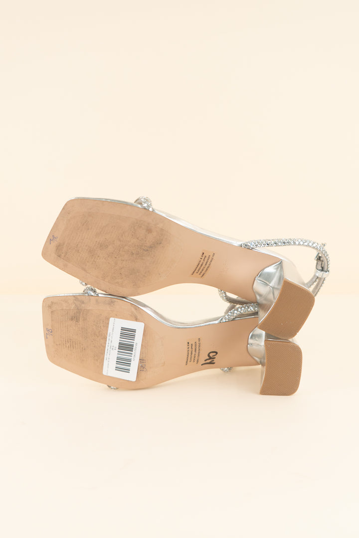 steve madden silver metallic block heel with rhinestone straps (8.5; retail $119)