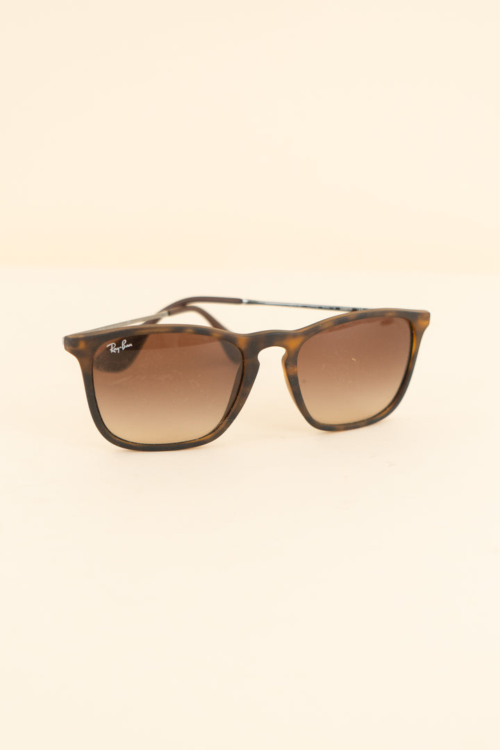 ray ban brown chris tortoise sunglasses (os; retail $176)