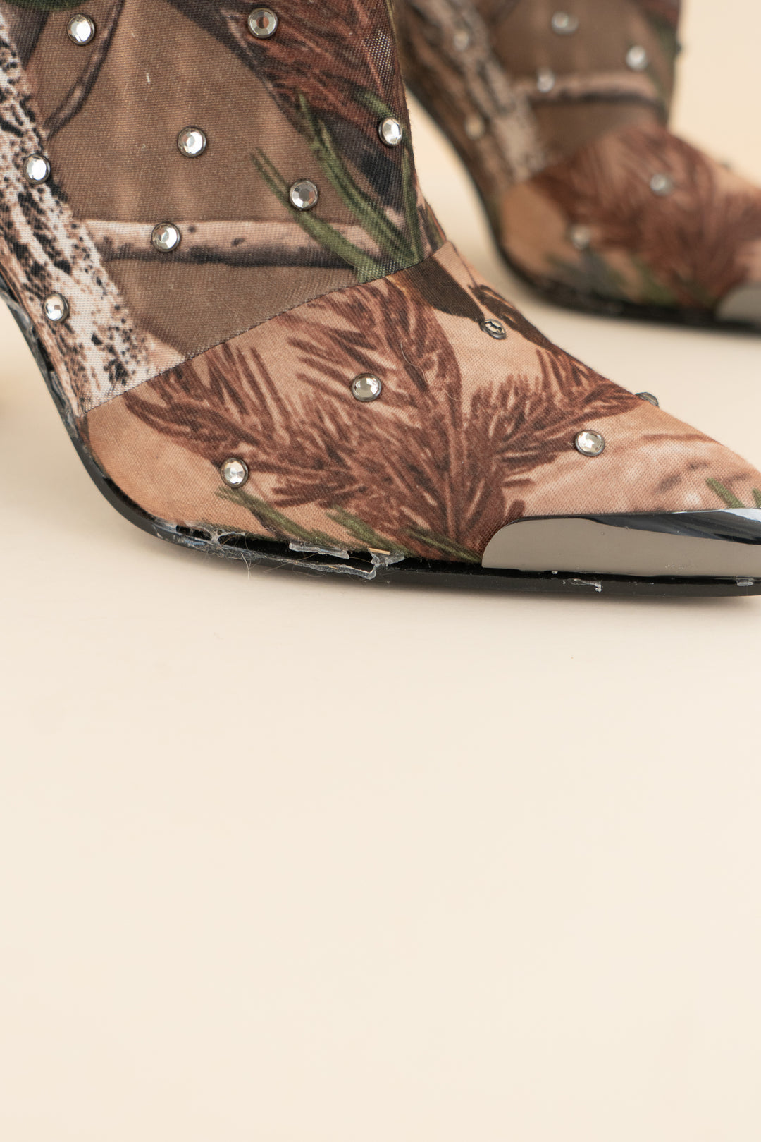 daniel diamond brown camo and rhinestone print pointed toe ankle booties (8)