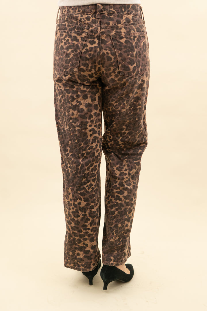 abercrombie and fitch cheetah print mid rise jean (4; retail $110)