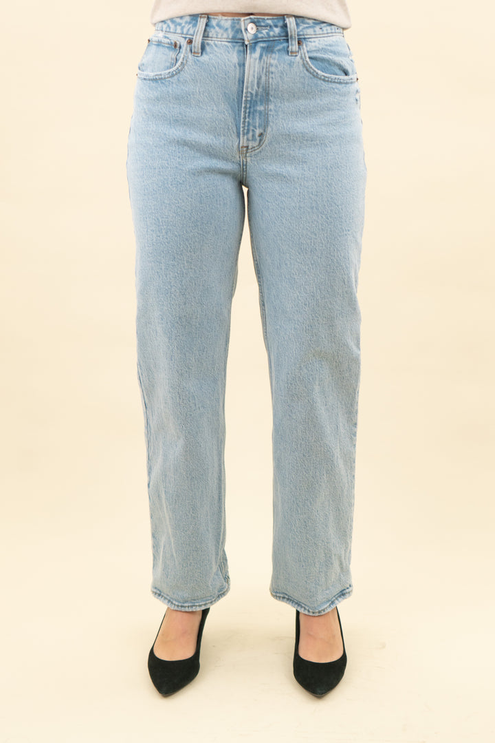 abercrombie & fitch 90's relaxed high rise jean (6/ 28; retail $90)