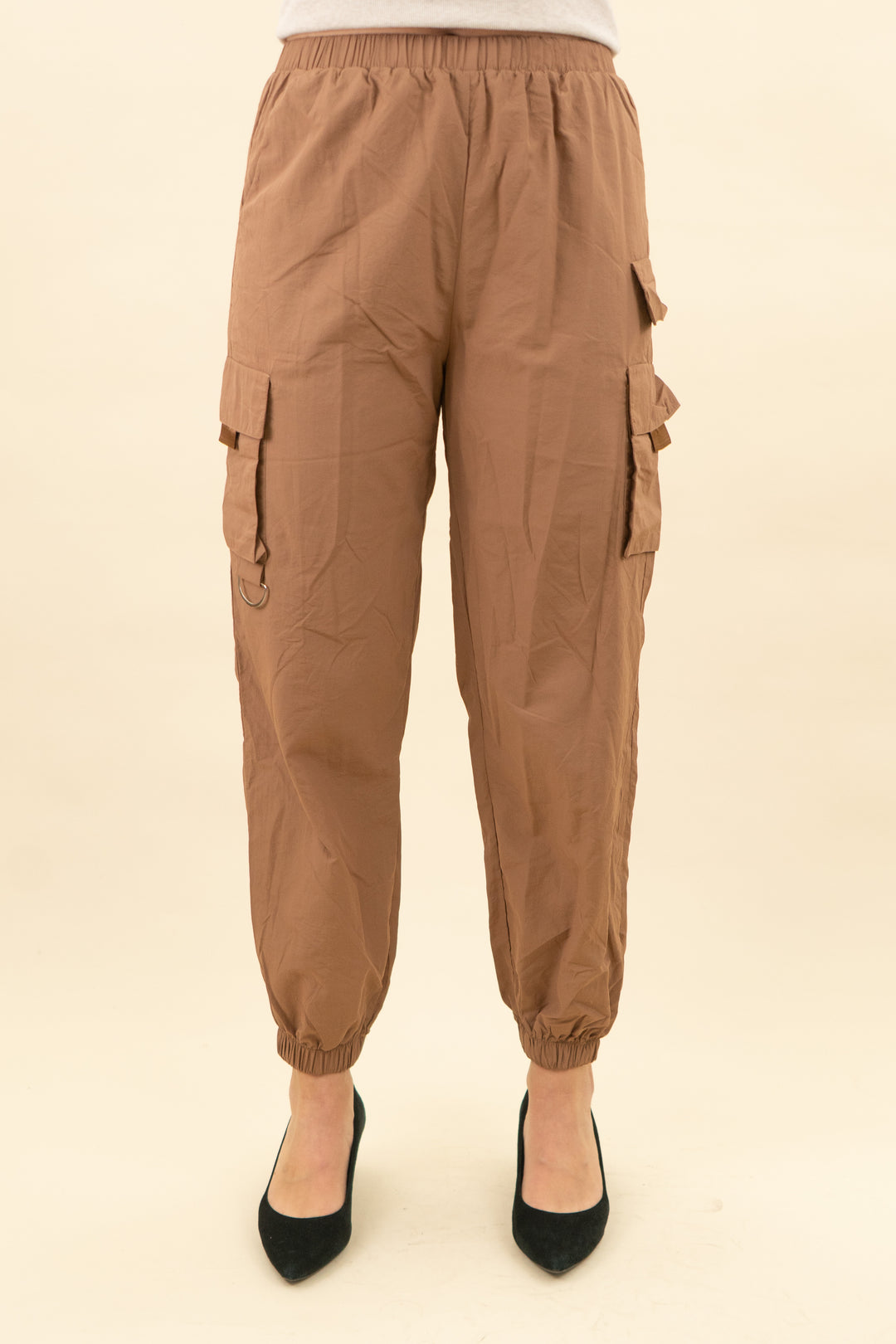 jluxlabel tan cargo pants nwt (m; retail $88)