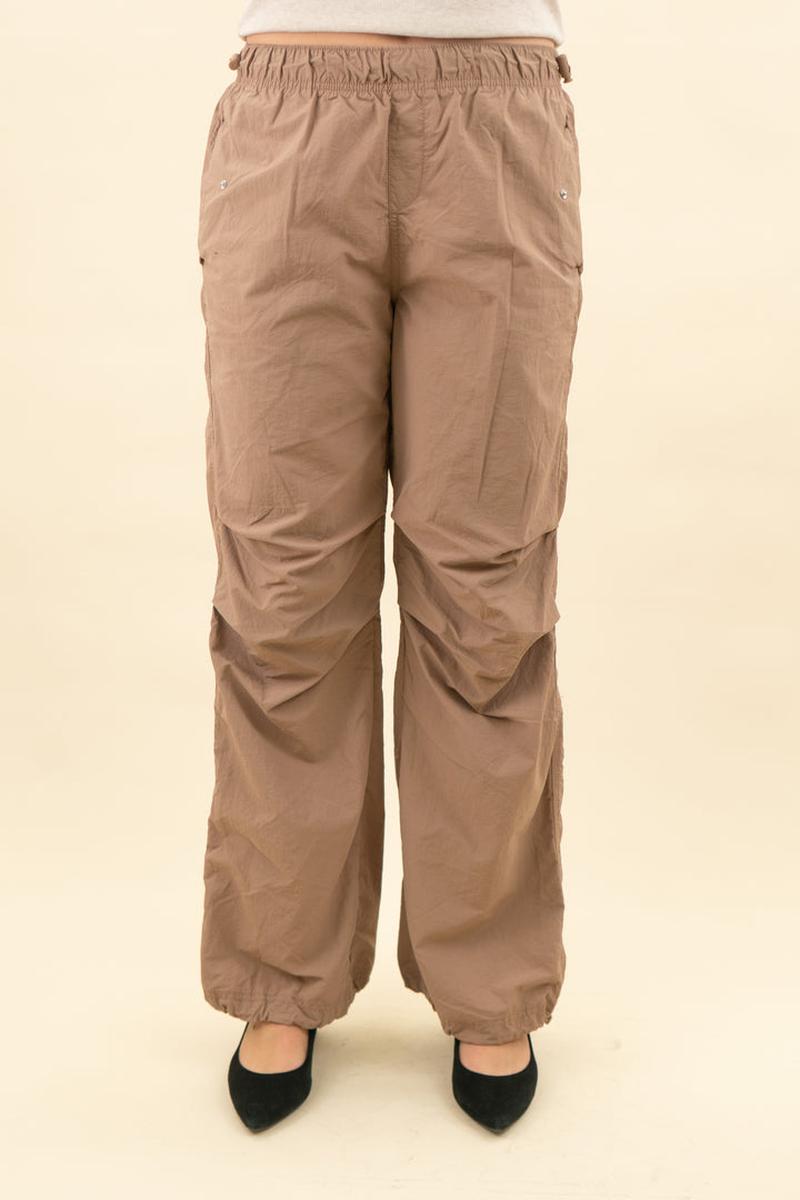 love tree mocha nylon cargo pant (m; retail $48)