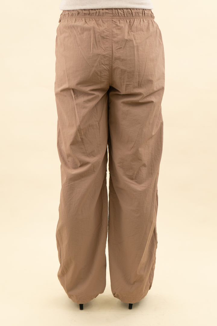 love tree mocha nylon cargo pant (m; retail $48)