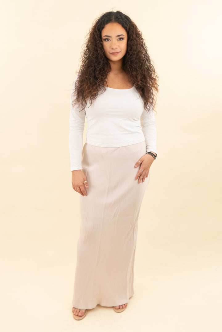 anthropologie light pink maxi skirt nwt (m; retail $128)