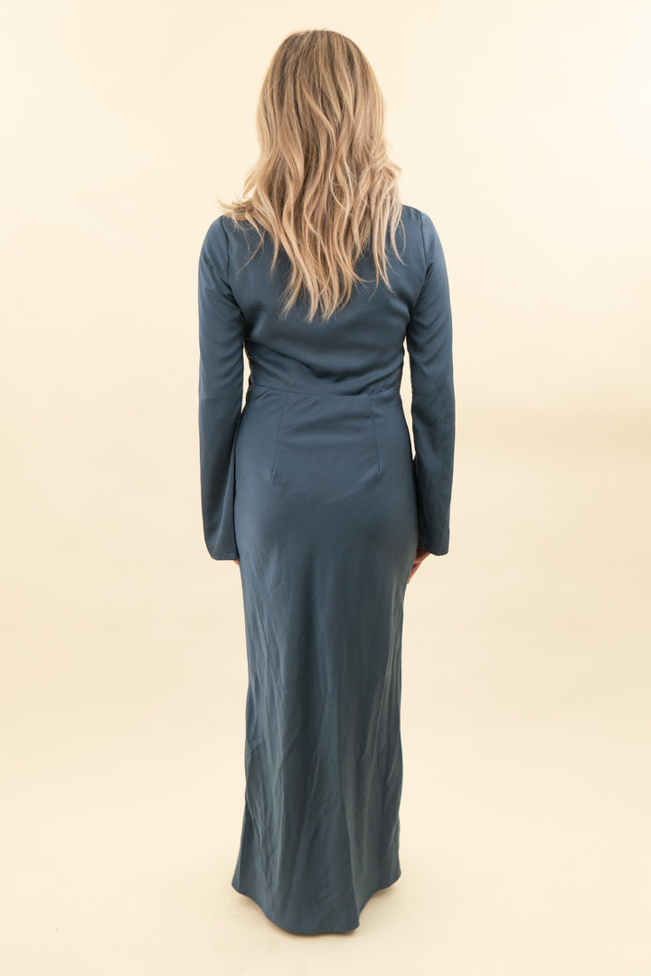 bailey rose navy l/s lace trim maxi dress (s; retail $90)