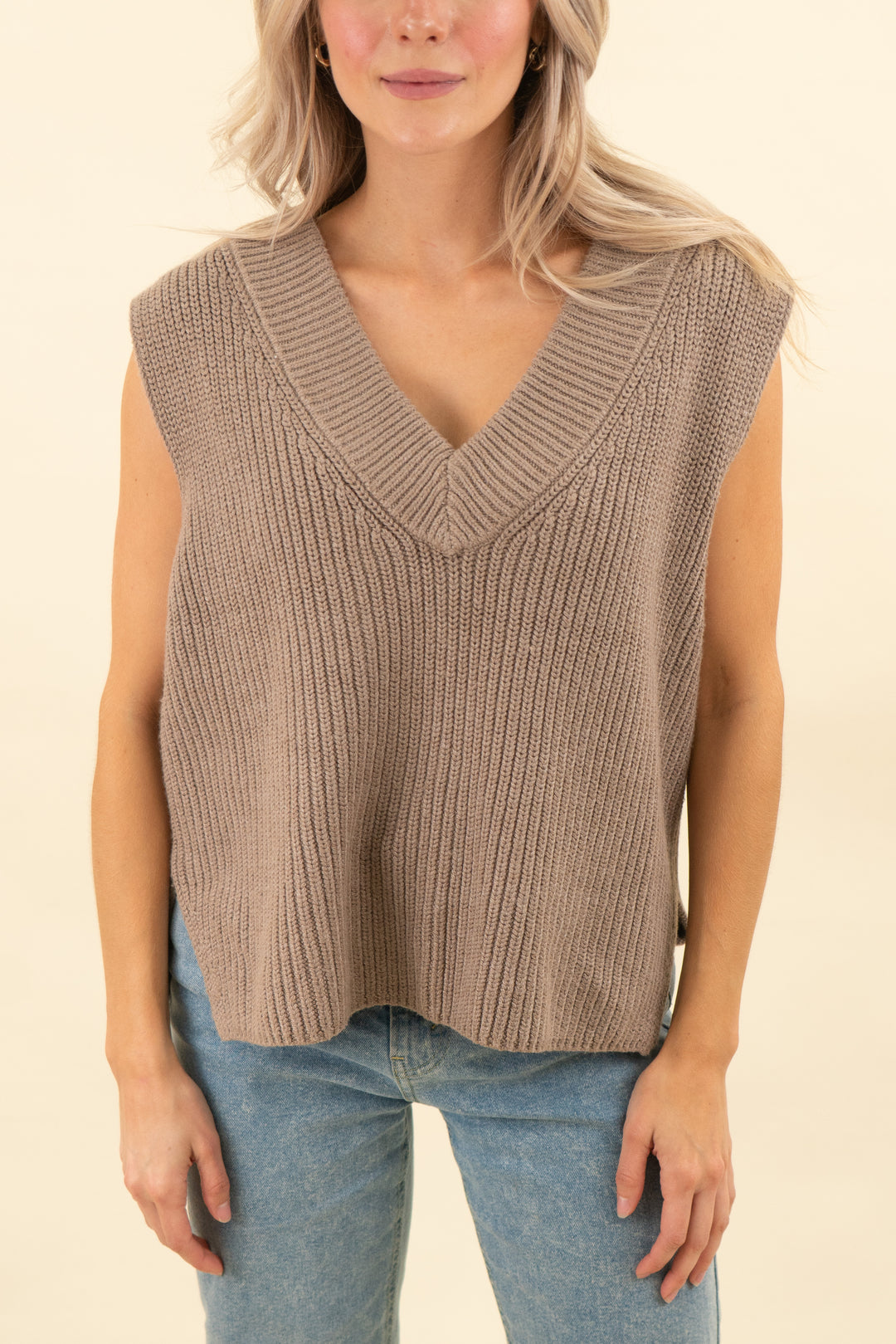 abercrombie & fitch camel vneck sweater vest (s; retail $65)