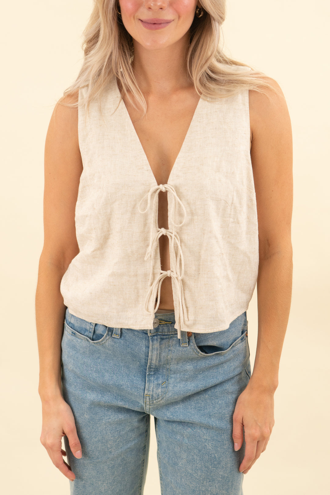 abercrombie & fitch oatmeal tie front vest (s; retail $60)