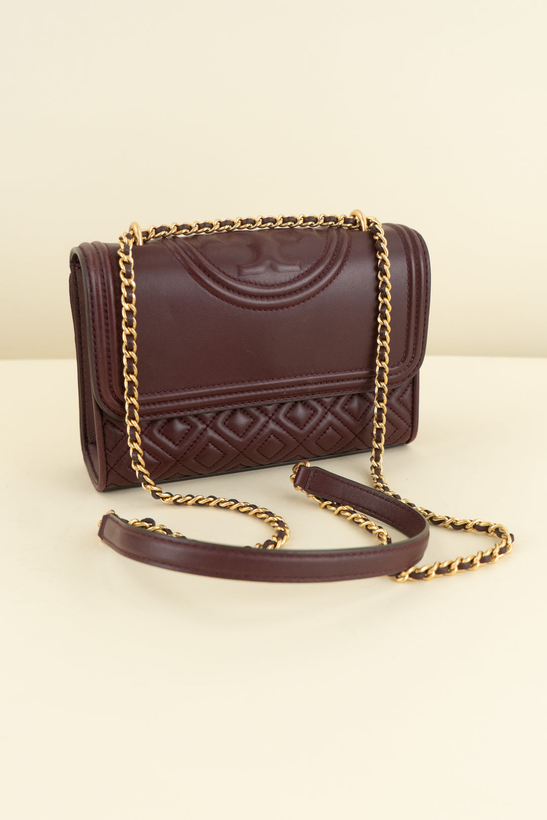 Tory Burch small burgendy adjustable shoulder bag (OS; retail $528)