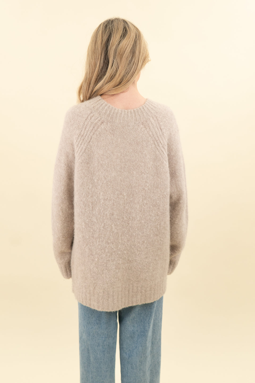 everlane cream knitted sweater (xs; retail $148)