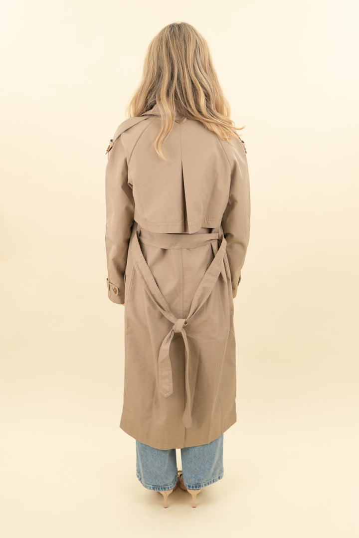 banana republic khaki trenchcoat (xs; retail $250)