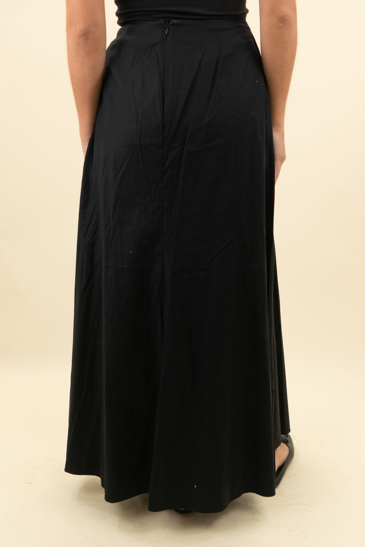 reformation black cotton maxi skirt (2; retail $218)