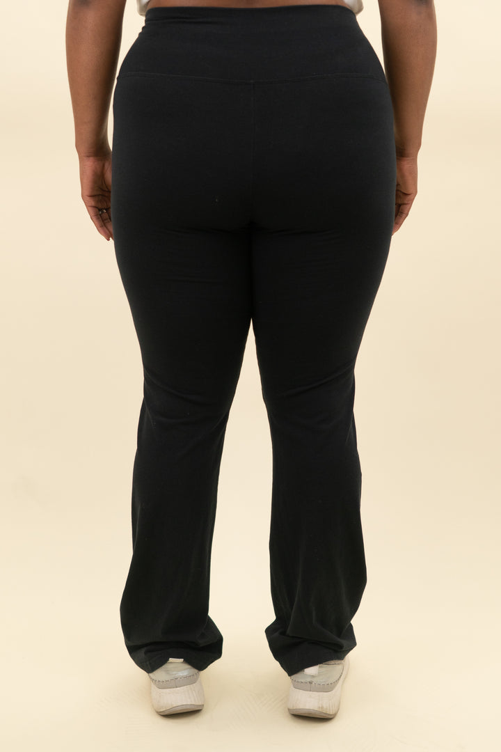 aerie offline black flare leggings (l; retail $55)