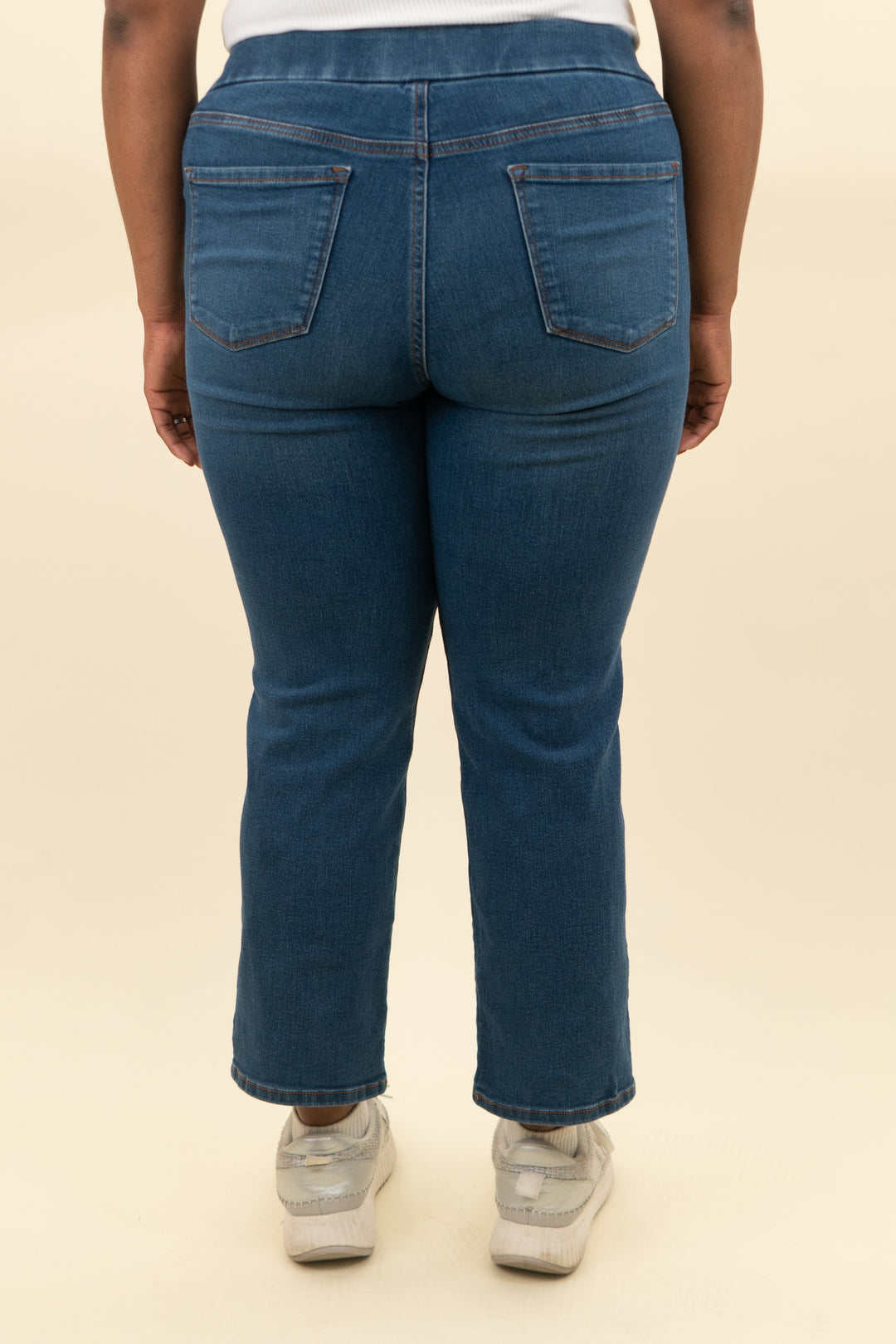 nine west medium wash denim pant (14; retail $50)