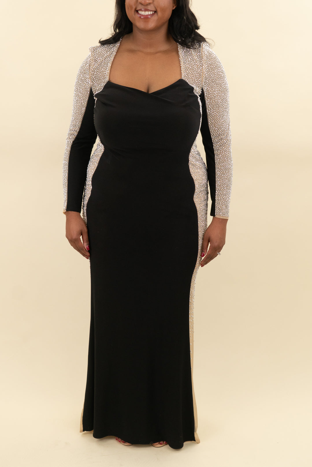 xscape black & beige l/s gown w/ beading (16; retail $298)