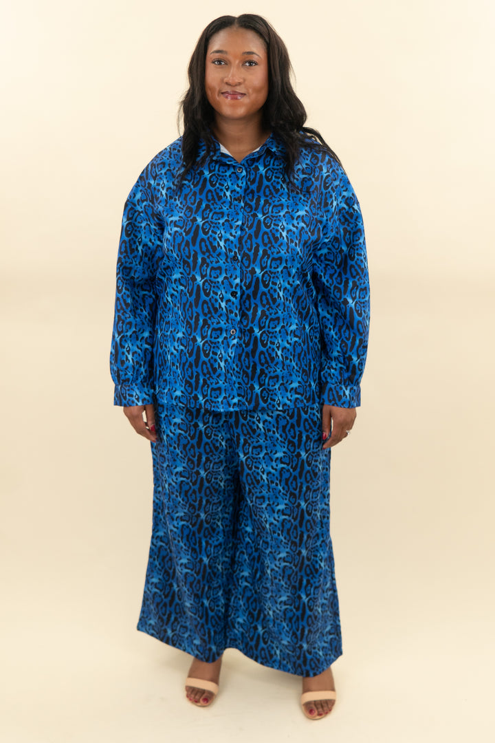 blue leopard pant and button down top set (xl; retail $45)