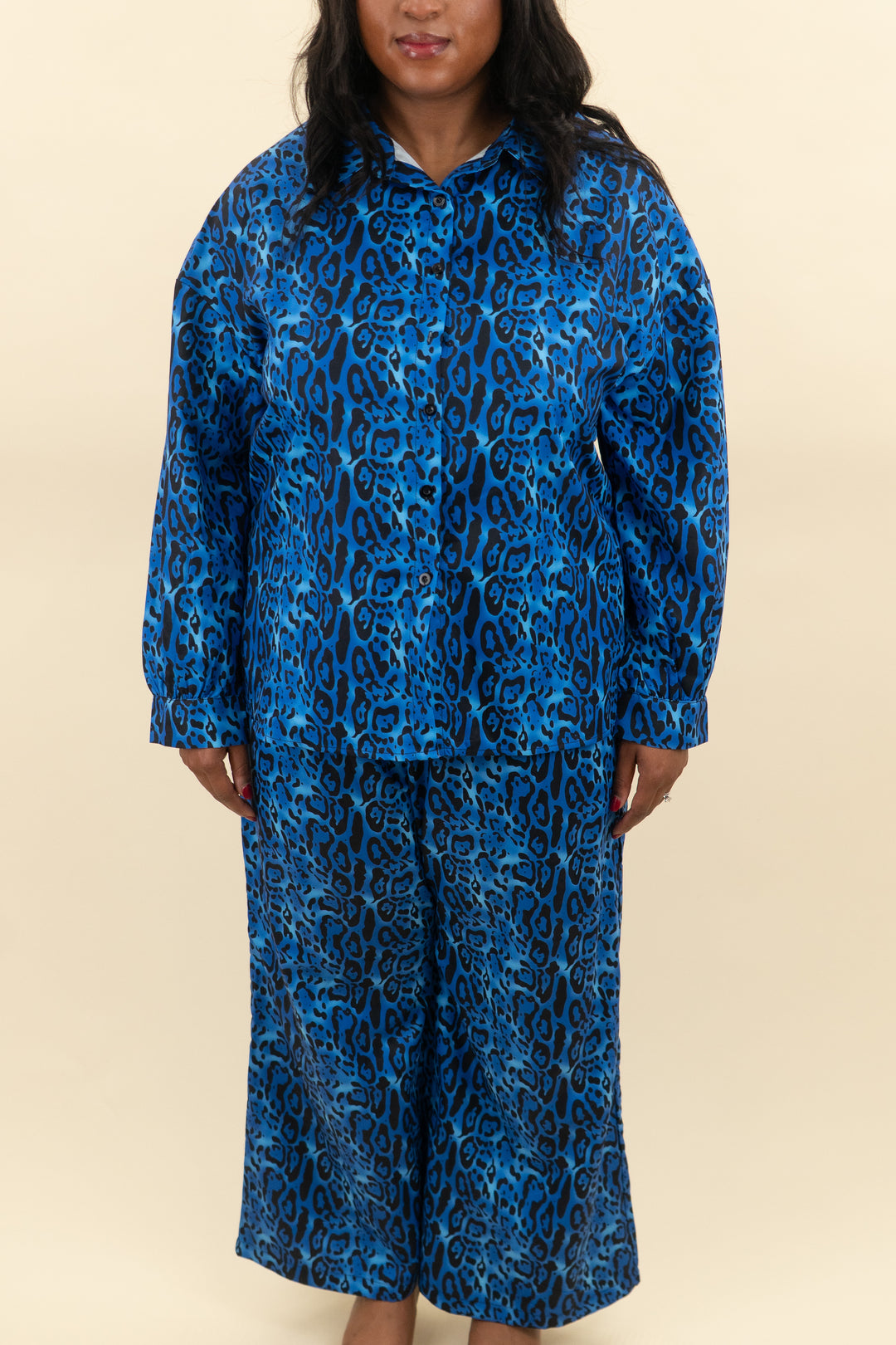 blue leopard pant and button down top set (xl; retail $45)