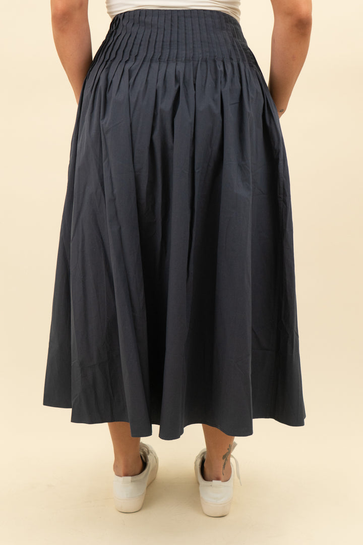 rue sophie navy cinch waist maxi skirt nwt (m; retail $198)