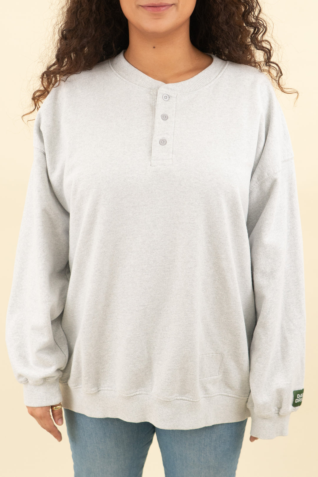 daily drills light grey quarter button sweatshirt (m/l)