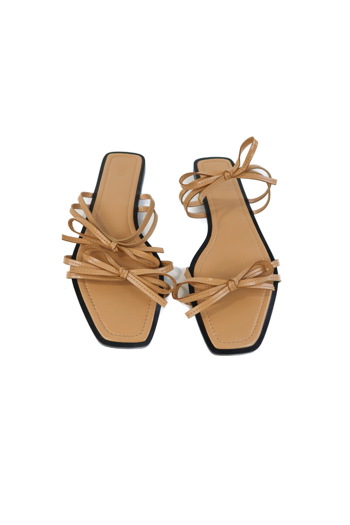 Zara tan strappy bow sandals NWOT (41; retails for $49.90)