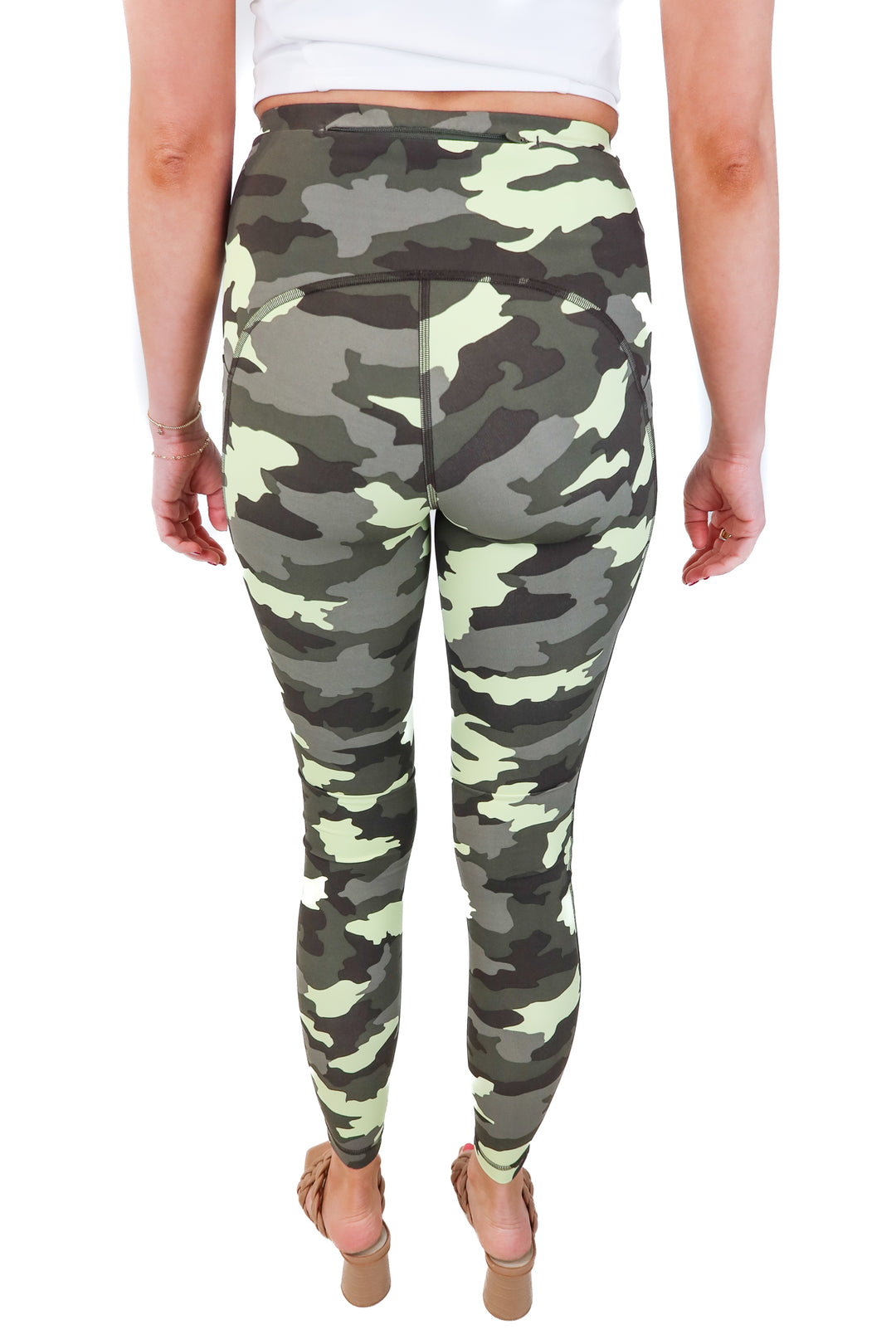 Lululemon Green Camo Leggings (*4)