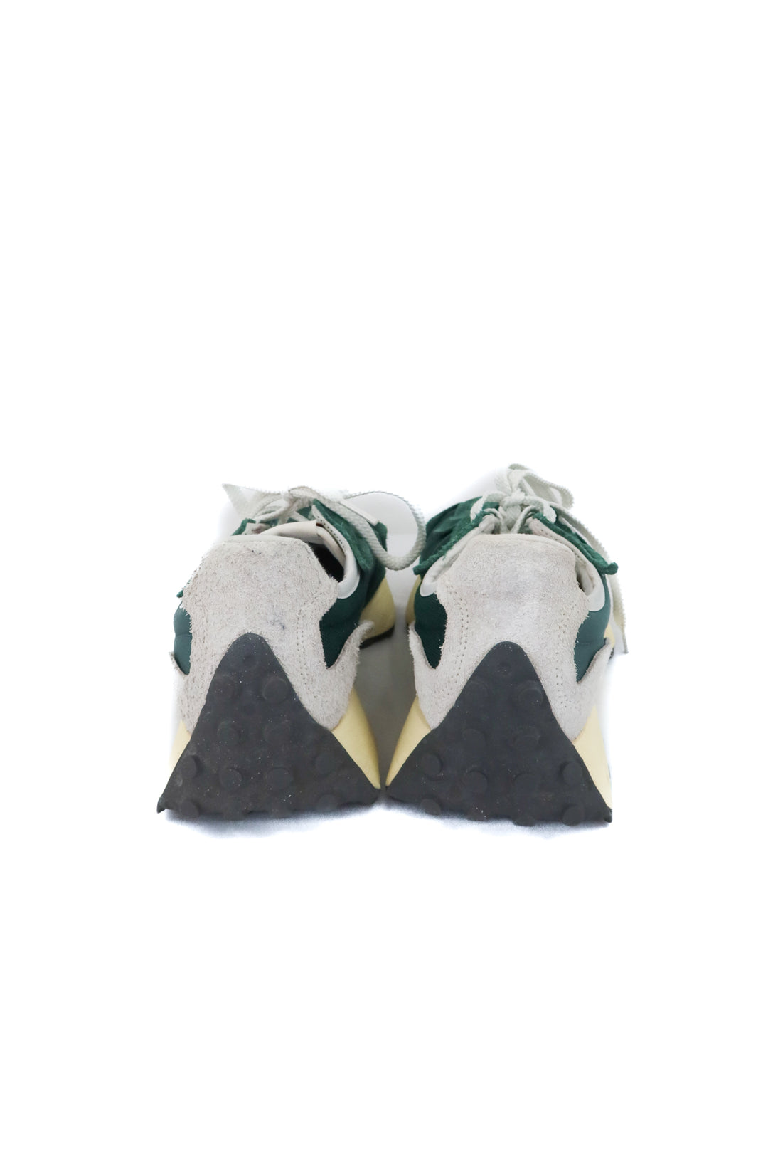 new balance green sneaker (9.5)
